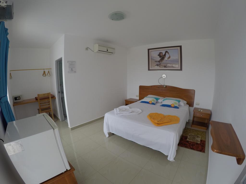 Stefany'S Lodging Puerto Baquerizo Moreno Zimmer foto